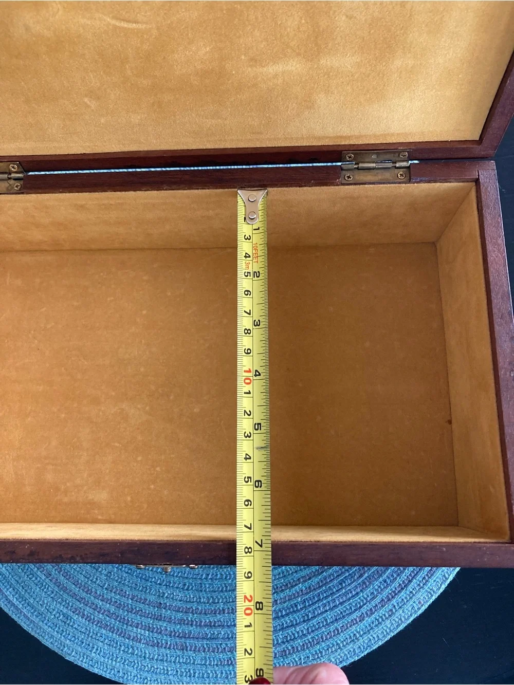 Vintage Wooden Jewelry/Keepsake Box in Dark Brown with Brass Latch